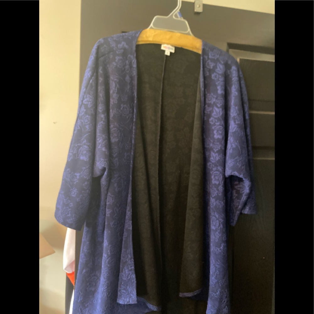 LuLaRoe Lindsay NWOT Medium